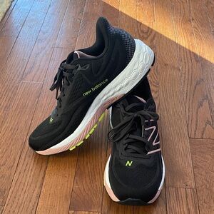 New Balance Women's 880 running shoes